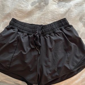 black lululemon adjustable waist shorts